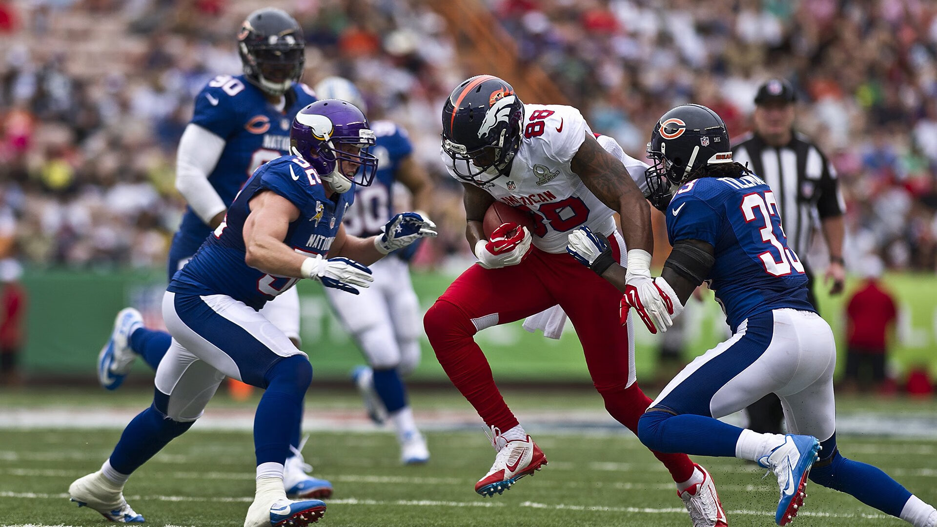 特色冰壶趣味赛，冰上策略与技巧结合，冰壶比赛要点视频